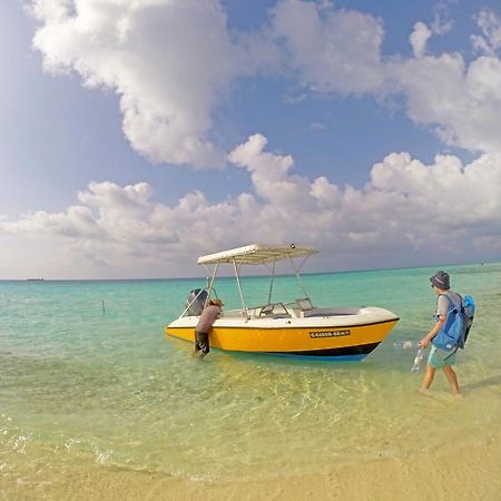 Casadana Hotell Thulusdhoo Exteriör bild