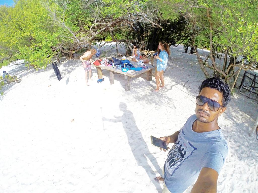 Casadana Hotell Thulusdhoo Exteriör bild