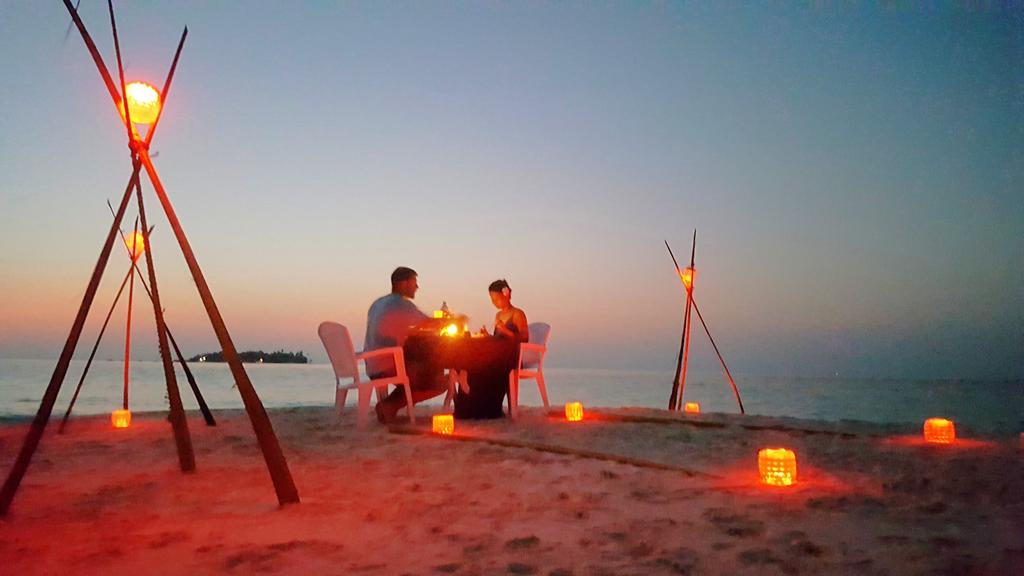 Casadana Hotell Thulusdhoo Exteriör bild