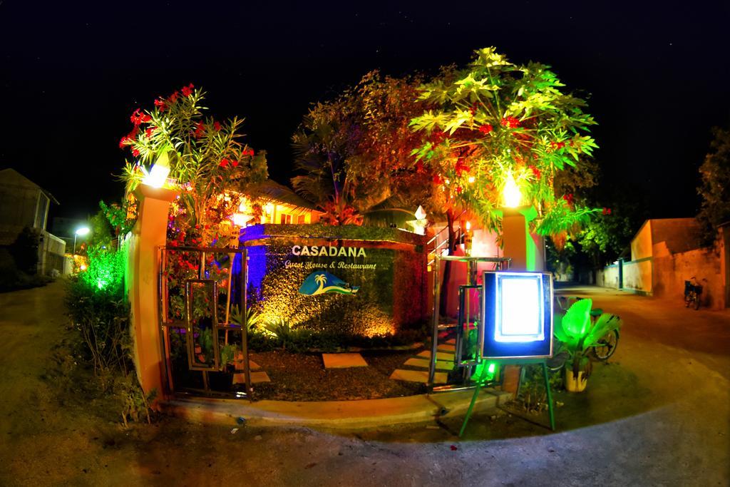 Casadana Hotell Thulusdhoo Exteriör bild