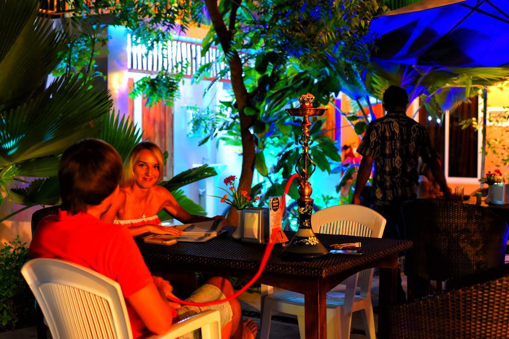 Casadana Hotell Thulusdhoo Exteriör bild