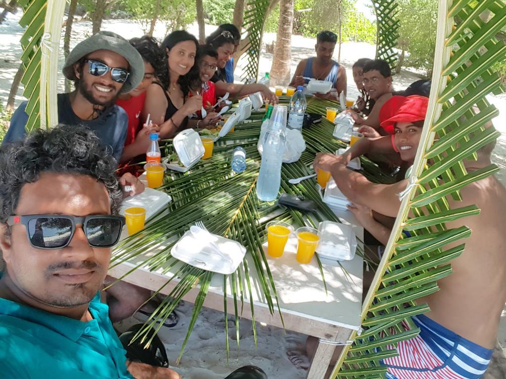 Casadana Hotell Thulusdhoo Exteriör bild